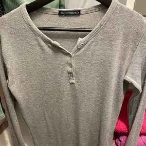 brandy melville top-one size